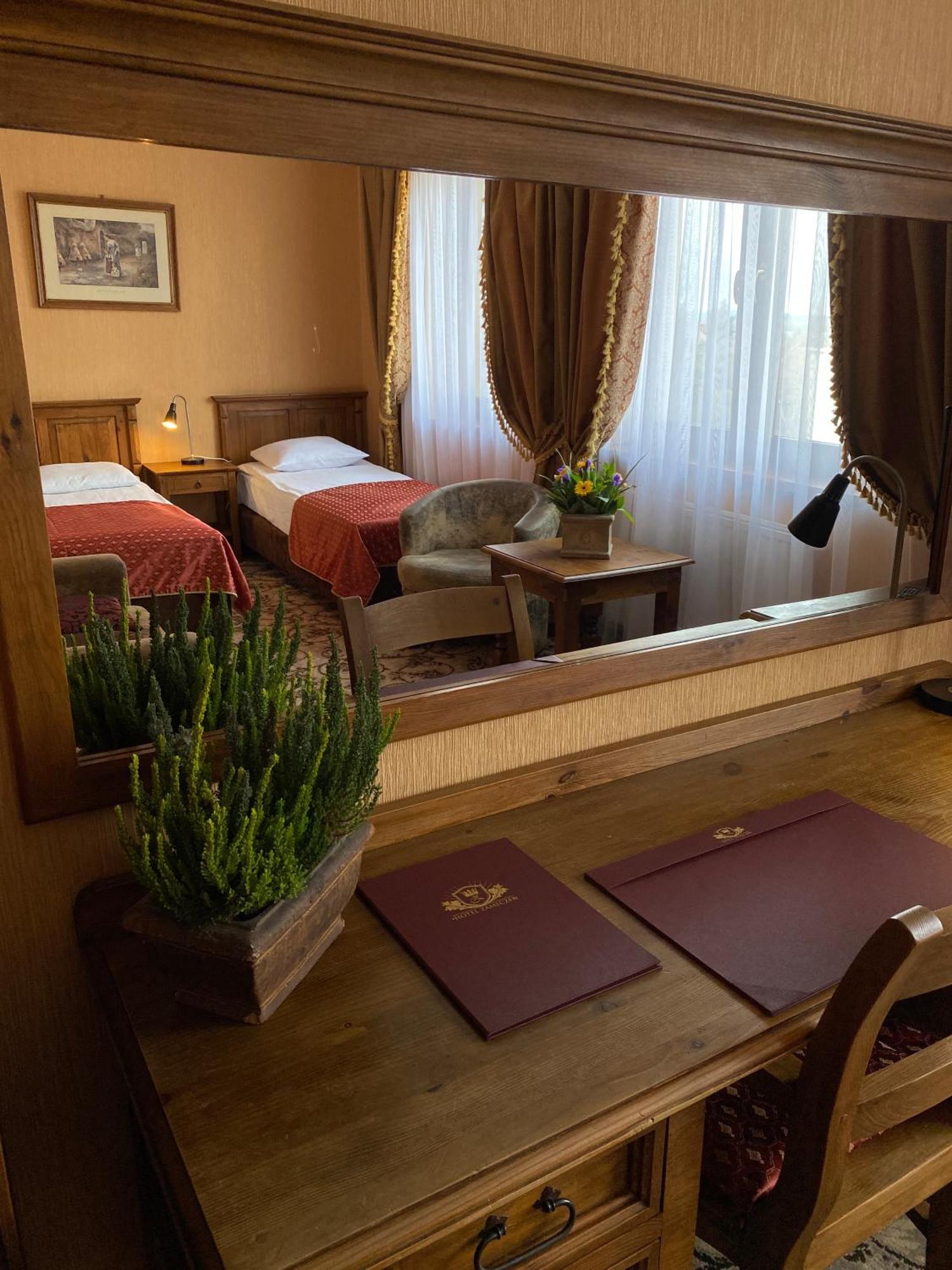 Hotel Zameczek Książ Wielki Dış mekan fotoğraf