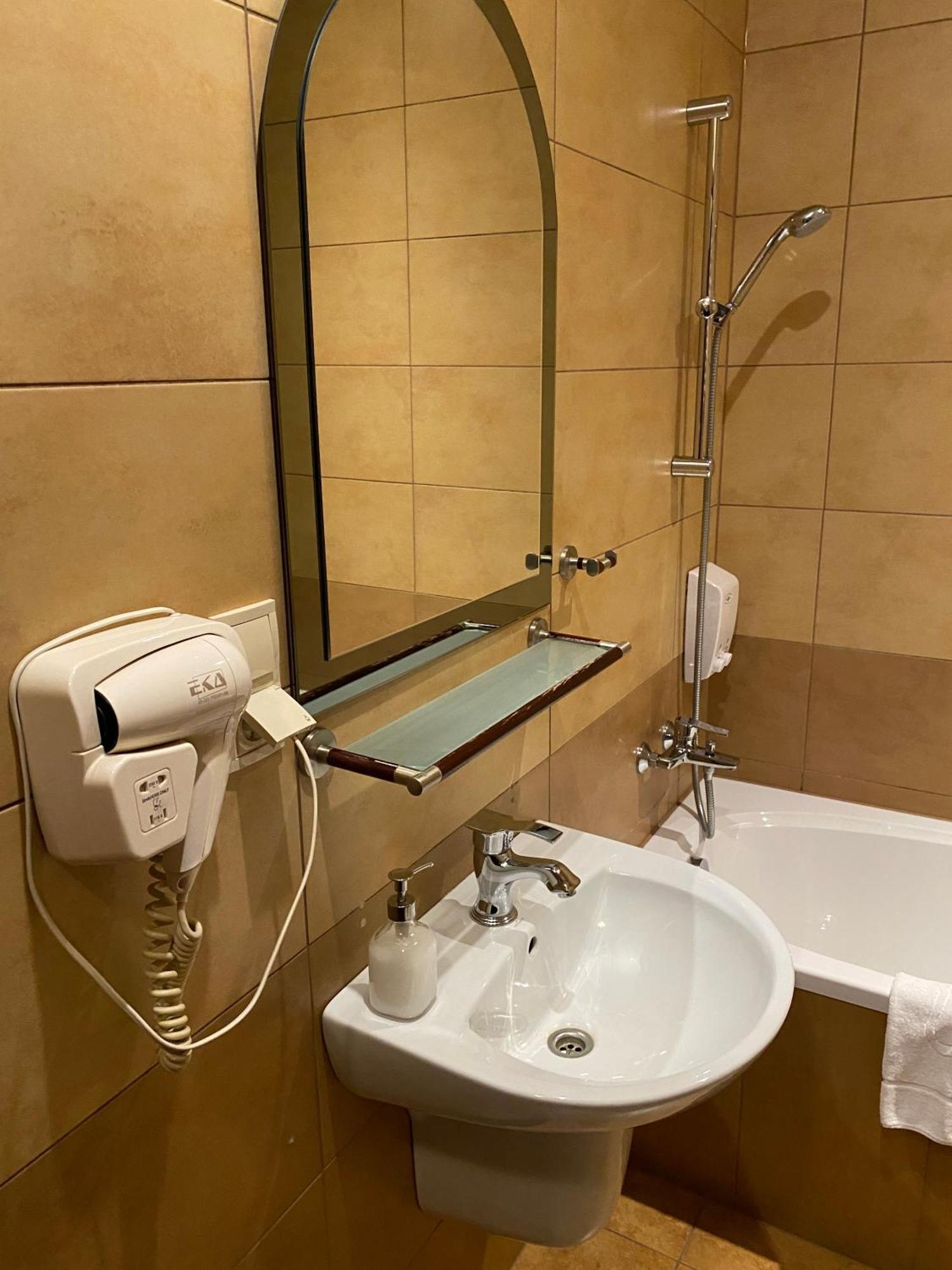 Hotel Zameczek Książ Wielki Dış mekan fotoğraf