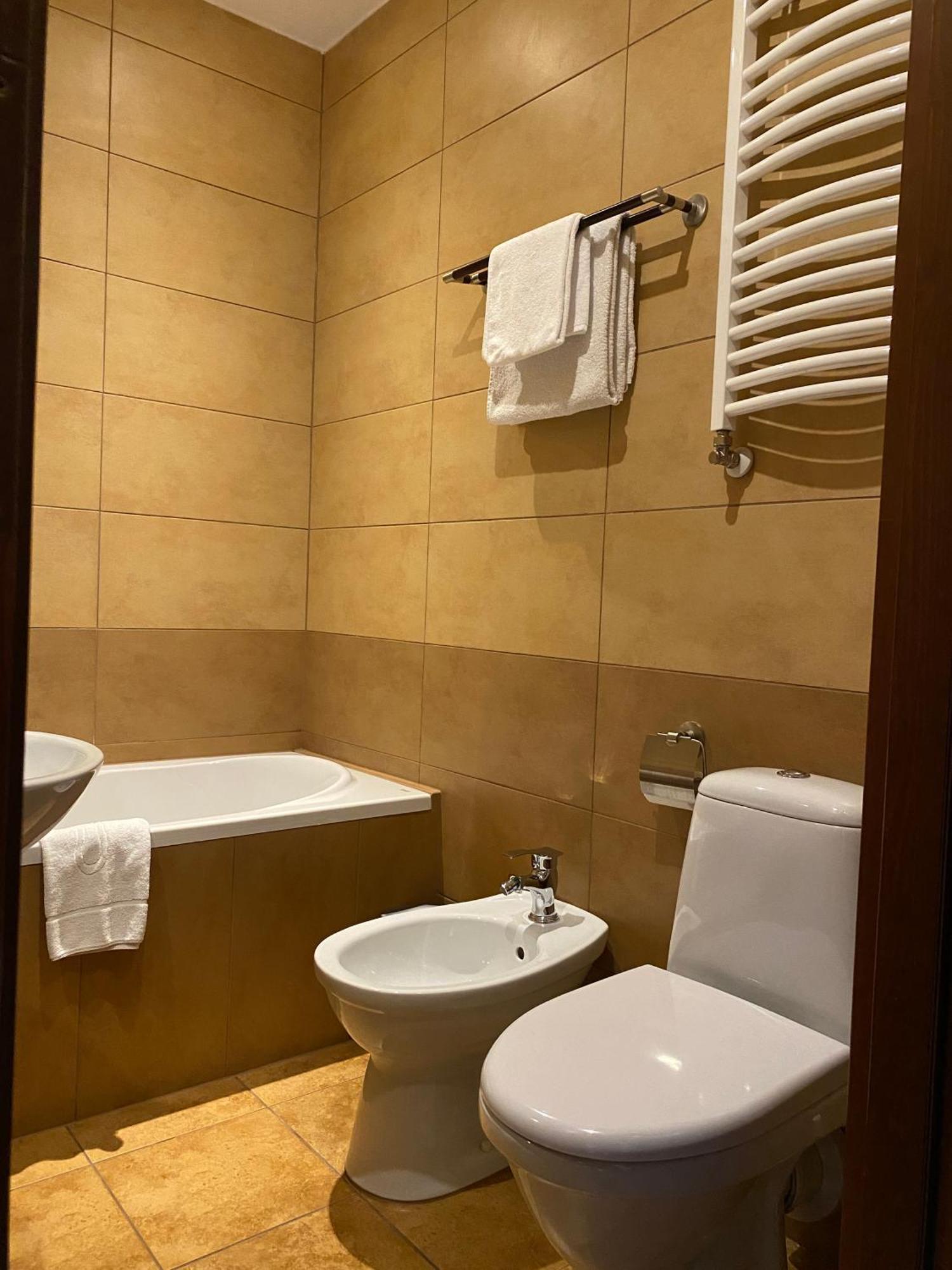 Hotel Zameczek Książ Wielki Dış mekan fotoğraf