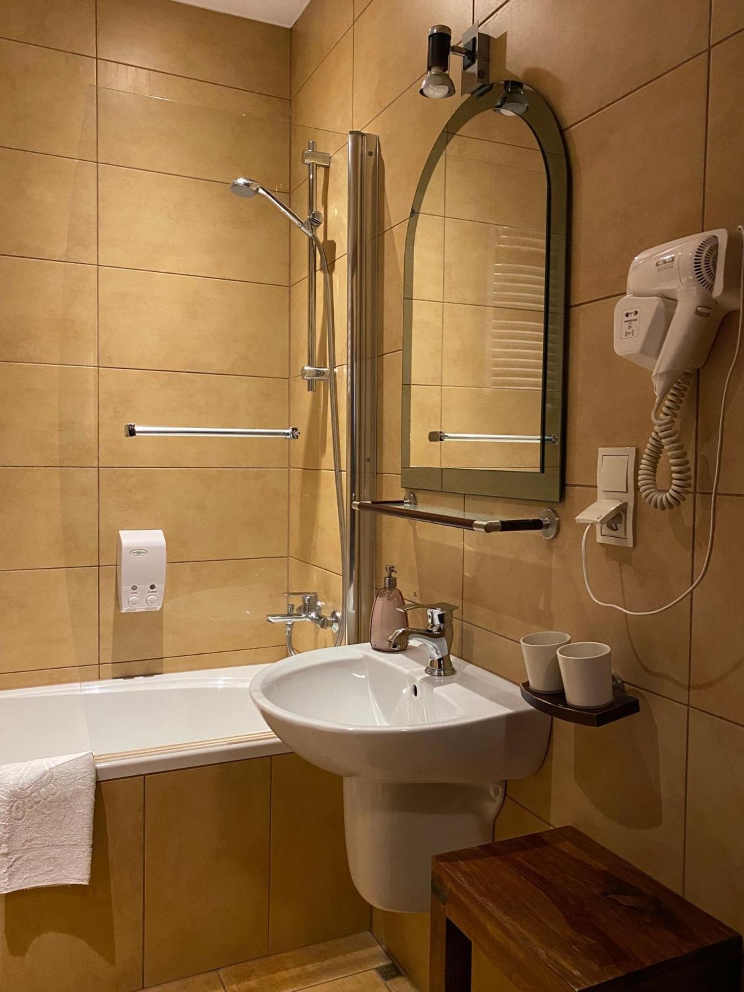 Hotel Zameczek Książ Wielki Dış mekan fotoğraf
